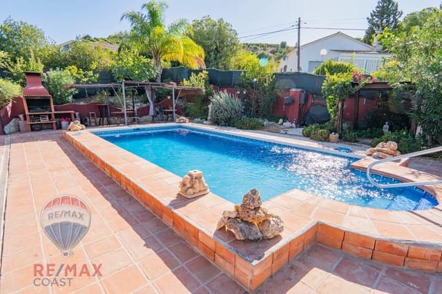 3 soveværelse Villa til salg i Coín med swimmingpool garage - € 478.000 (Ref: 9220131)