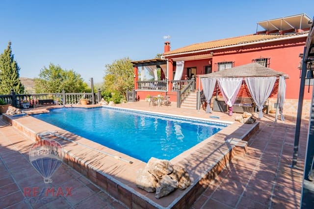 3 soveværelse Villa til salg i Coín med swimmingpool garage - € 478.000 (Ref: 9220131)