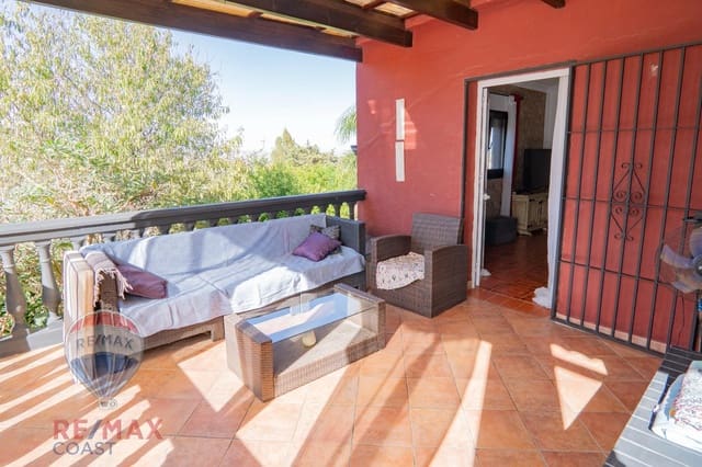 3 soveværelse Villa til salg i Coín med swimmingpool garage - € 478.000 (Ref: 9220131)