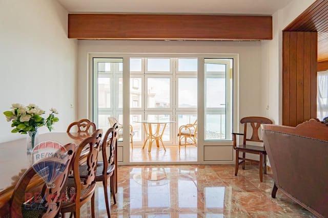 4 soveværelse Lejlighed til leje i Málaga by - € 2.200 (Ref: 9262744)