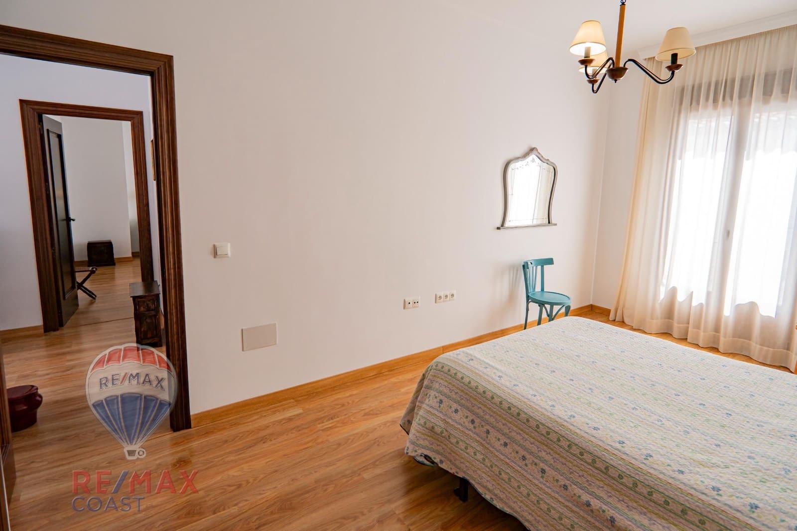 5 slaapkamer Huis te koop in Serrato met garage - € 222.900 (Ref: 9265433)