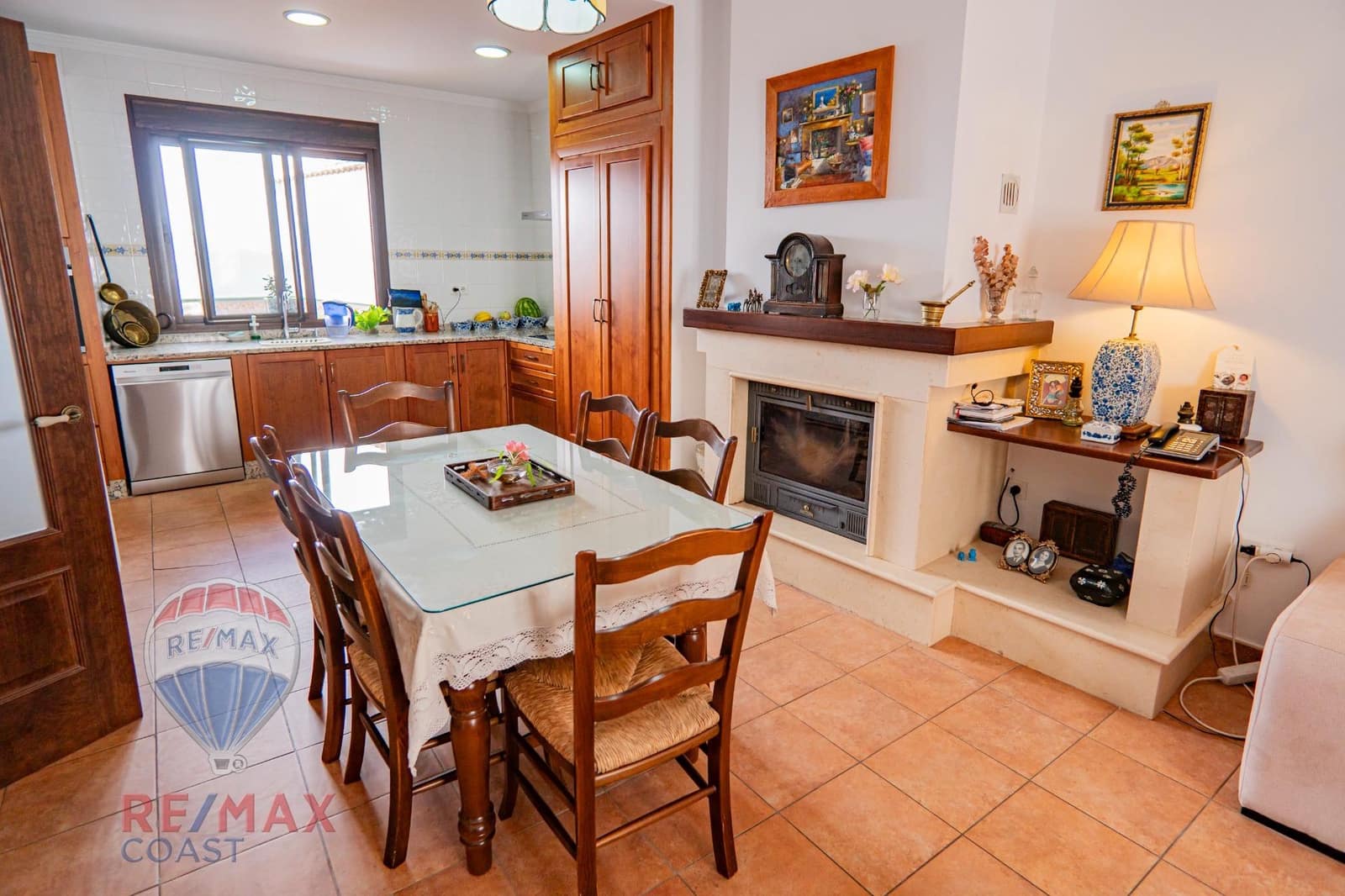 5 slaapkamer Huis te koop in Serrato met garage - € 222.900 (Ref: 9265433)