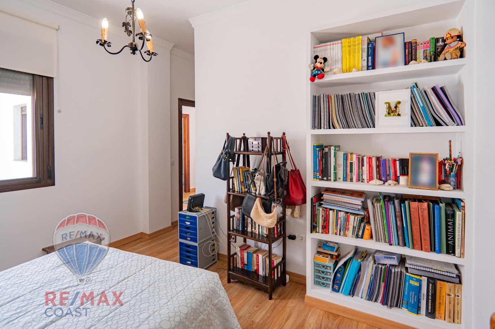 5 slaapkamer Huis te koop in Serrato met garage - € 222.900 (Ref: 9265433)