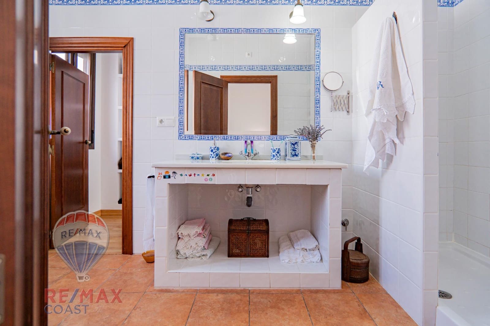 5 slaapkamer Huis te koop in Serrato met garage - € 222.900 (Ref: 9265433)