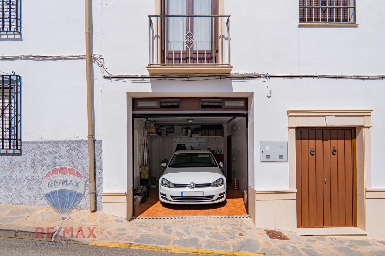 5 slaapkamer Huis te koop in Serrato met garage - € 222.900 (Ref: 9265433)