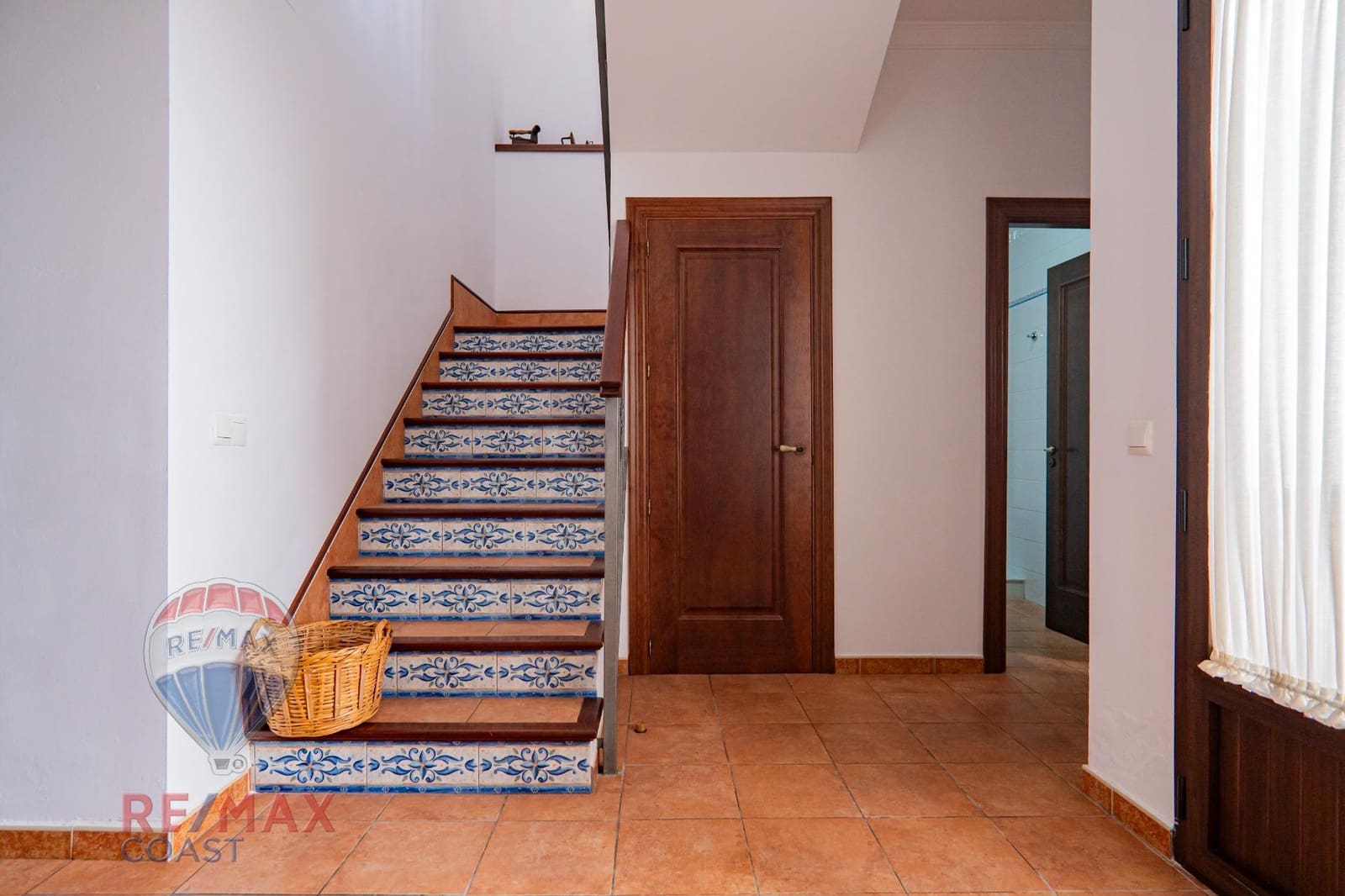 5 slaapkamer Huis te koop in Serrato met garage - € 222.900 (Ref: 9265433)