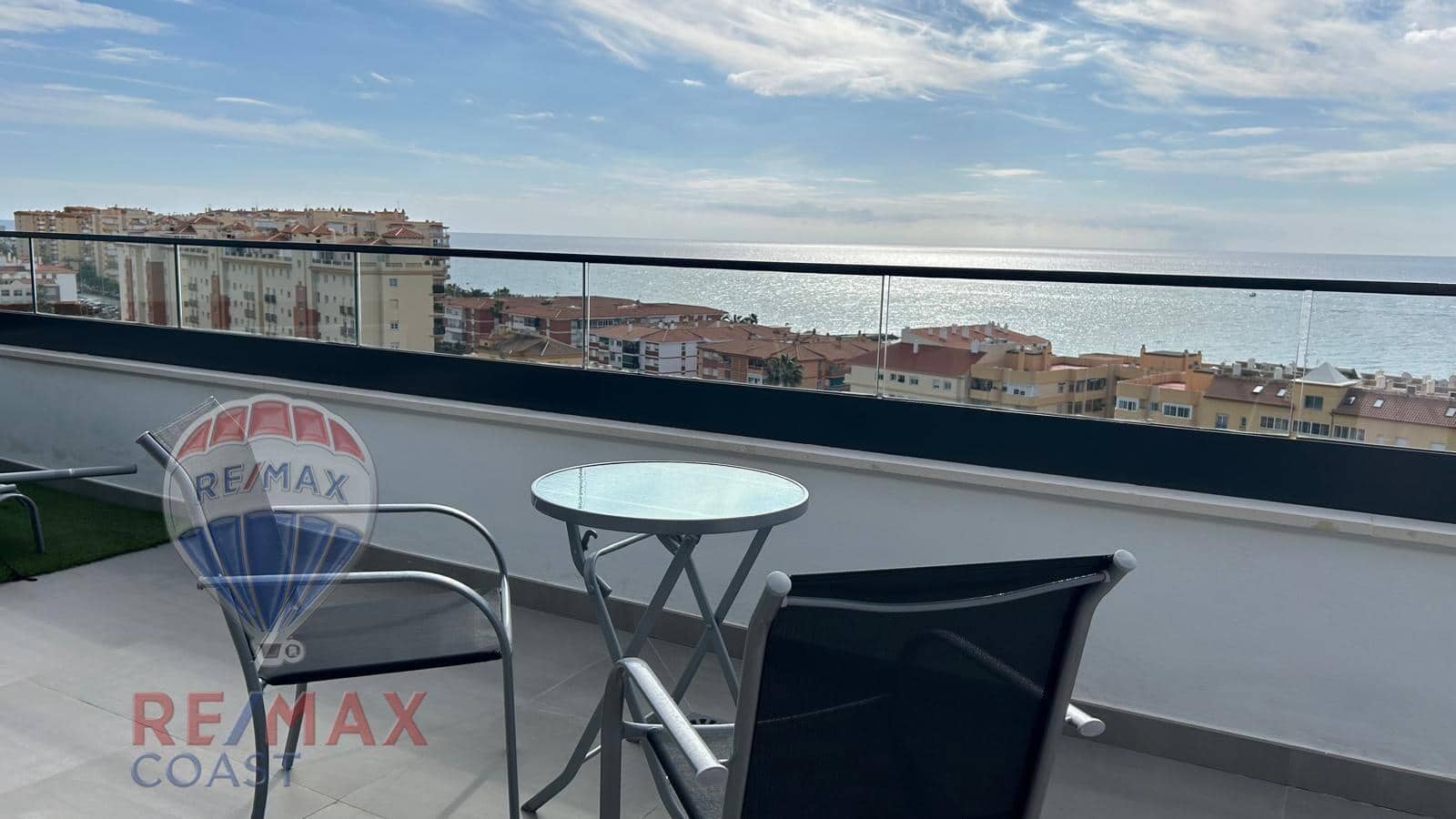 1 soverom Penthouse til salgs i Caleta de Velez med svømmebasseng garasje - € 380 000 (Ref: 9272752)