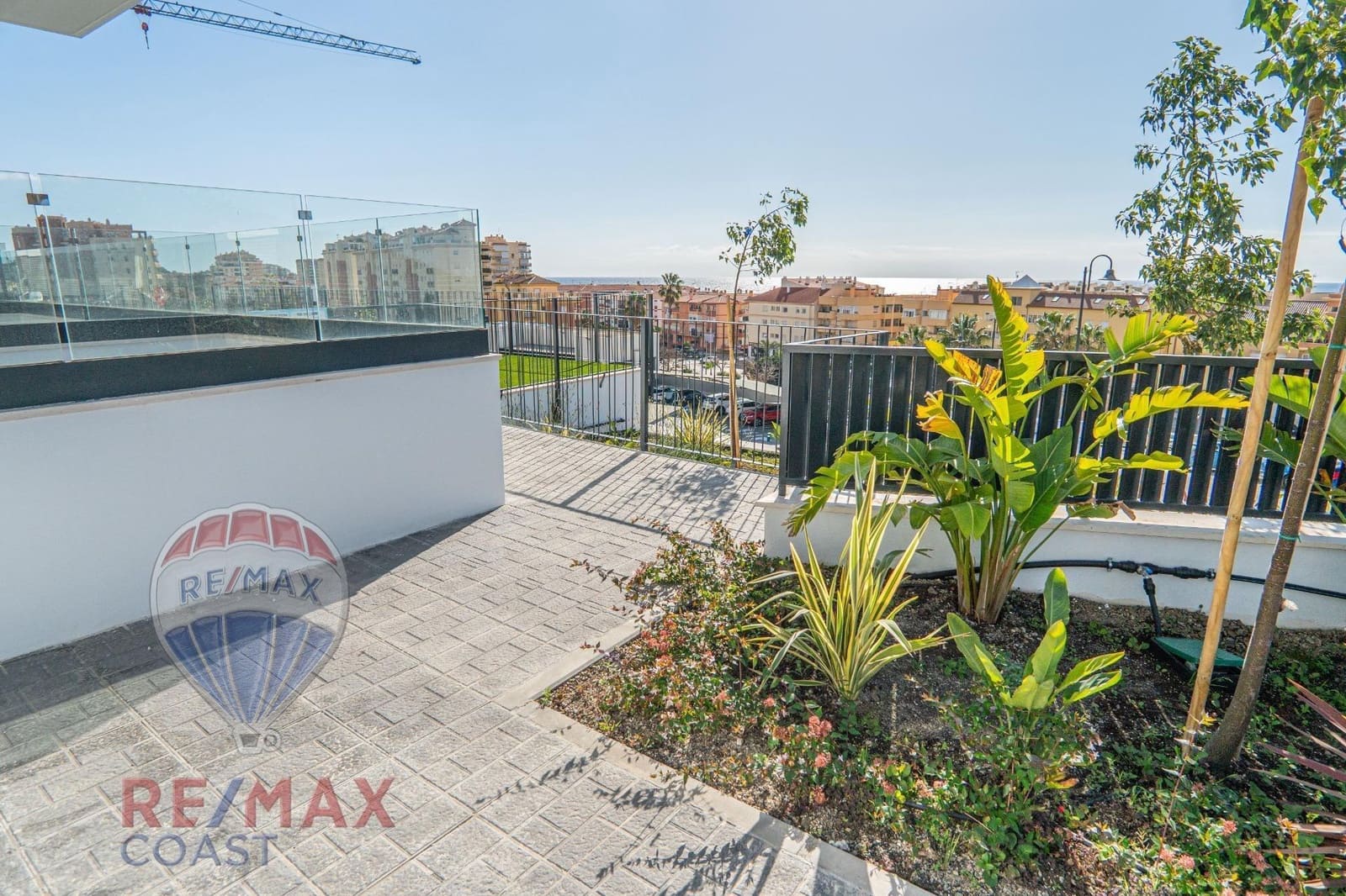 1 soverom Penthouse til salgs i Caleta de Velez med svømmebasseng garasje - € 380 000 (Ref: 9272752)