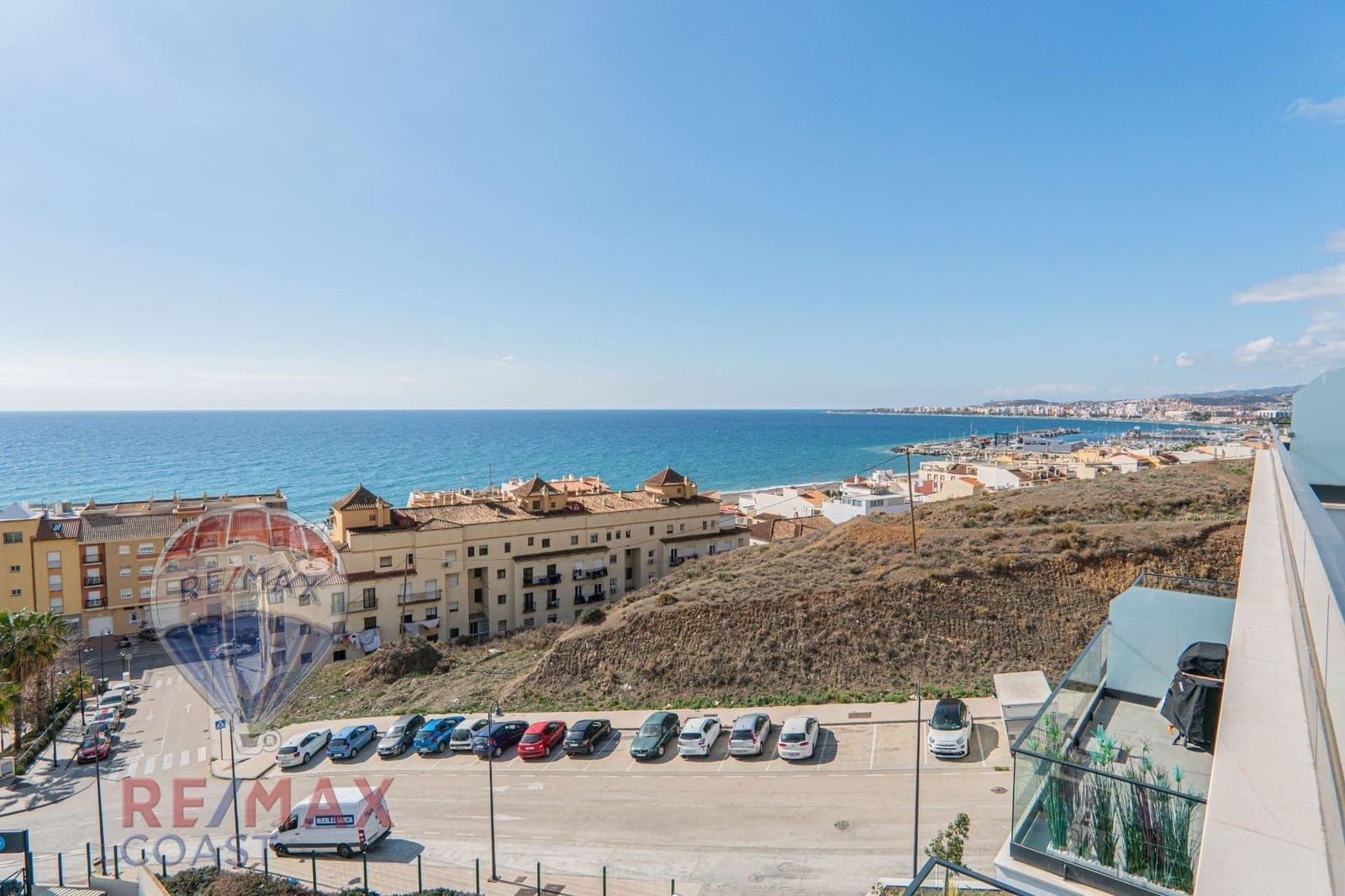 1 soverom Penthouse til salgs i Caleta de Velez med svømmebasseng garasje - € 380 000 (Ref: 9272752)