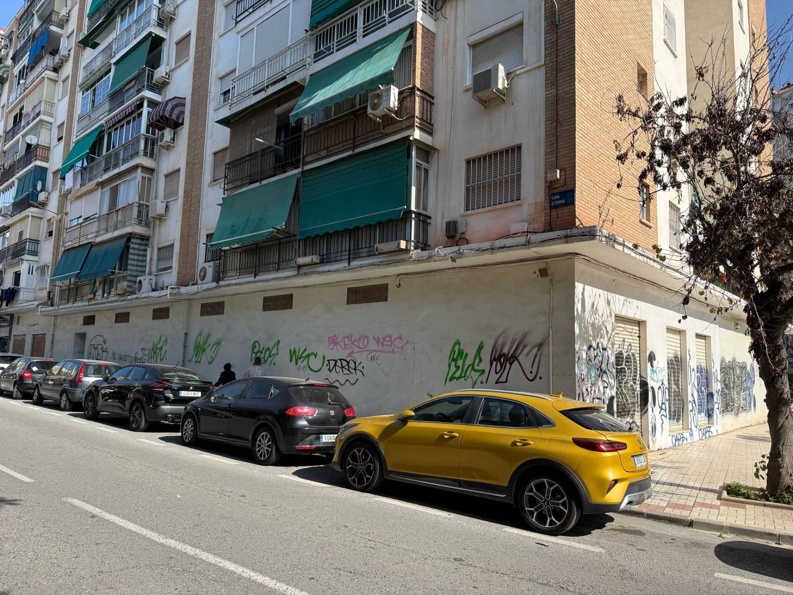 Kommersiell til salgs i Malaga by - € 815 000 (Ref: 9297461)