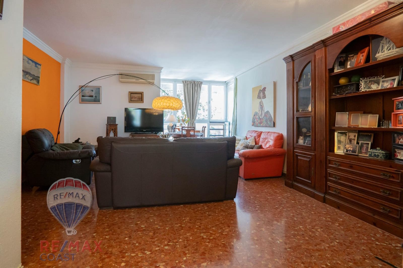 4 bedroom Flat for sale in Malaga city with garage - € 530,000 (Ref: 9338437)