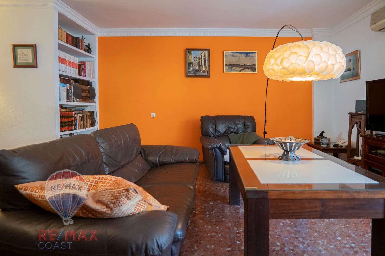 4 bedroom Flat for sale in Malaga city with garage - € 530,000 (Ref: 9338437)