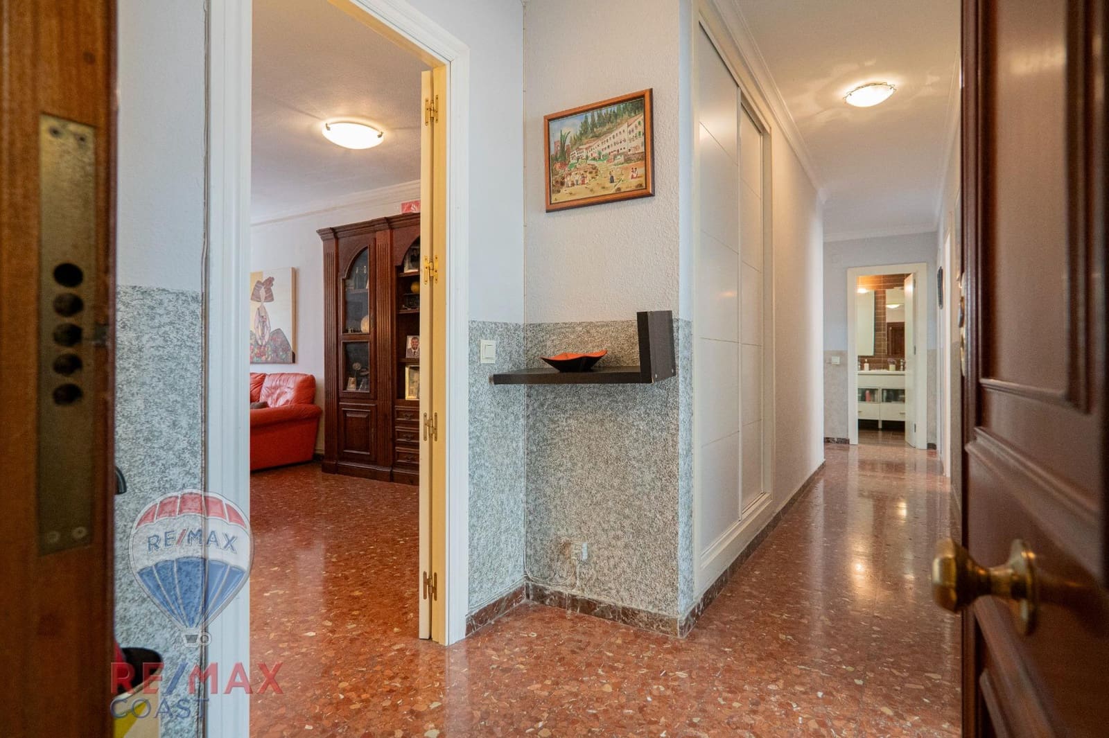 4 bedroom Flat for sale in Malaga city with garage - € 530,000 (Ref: 9338437)