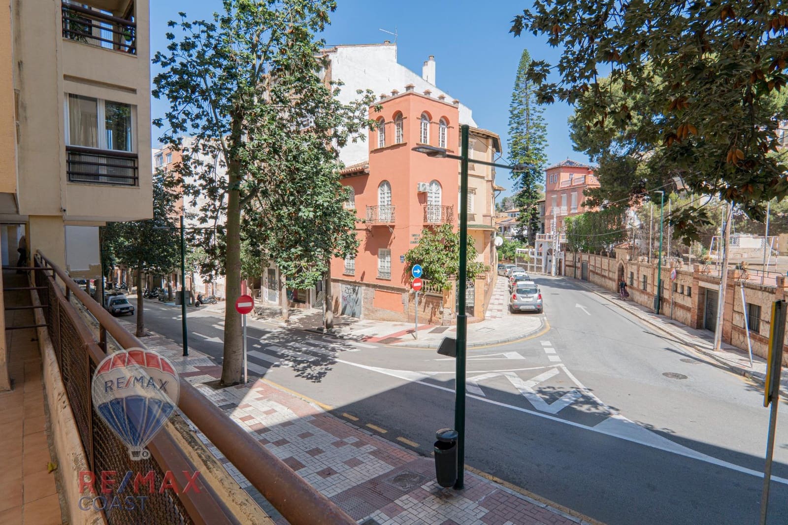 4 bedroom Flat for sale in Malaga city with garage - € 530,000 (Ref: 9338437)