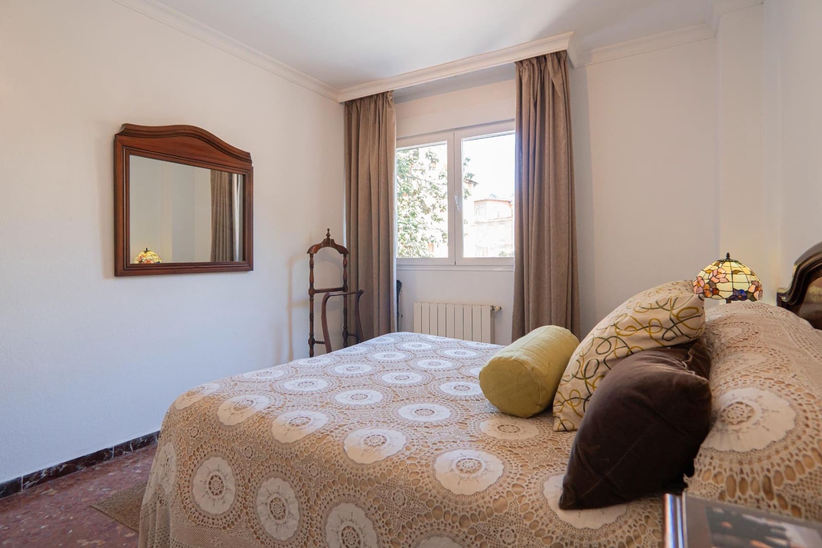 4 bedroom Flat for sale in Malaga city with garage - € 530,000 (Ref: 9338437)