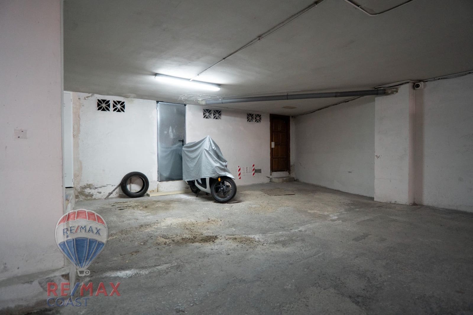 4 bedroom Flat for sale in Malaga city with garage - € 530,000 (Ref: 9338437)