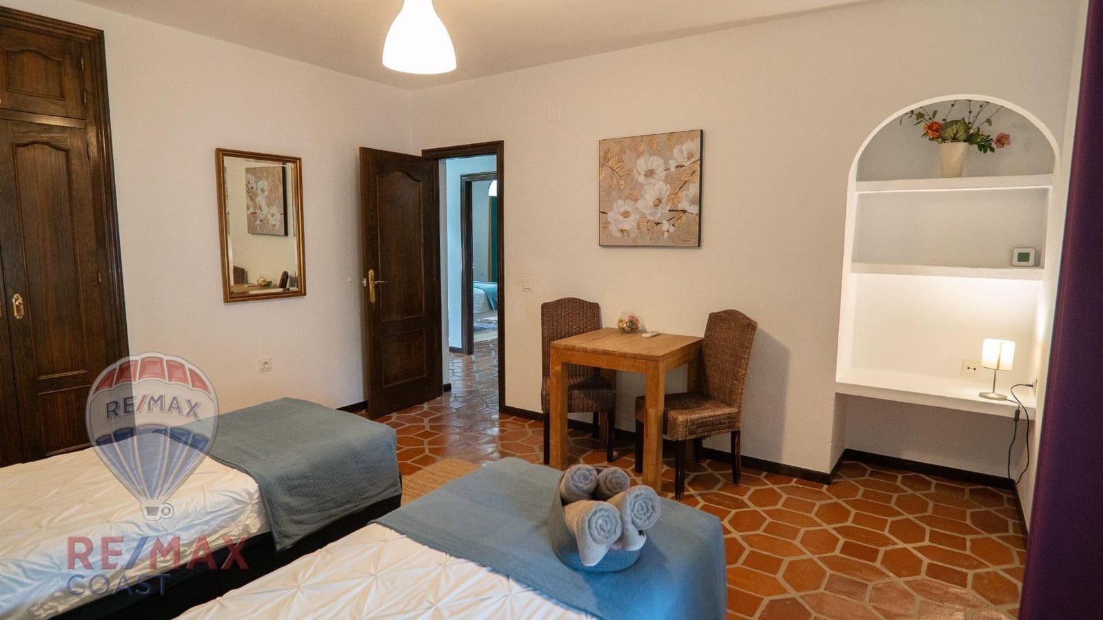 4 quarto Moradia para venda em Alhaurin de la Torre com piscina garagem - 1 050 000 € (Ref: 9341325)