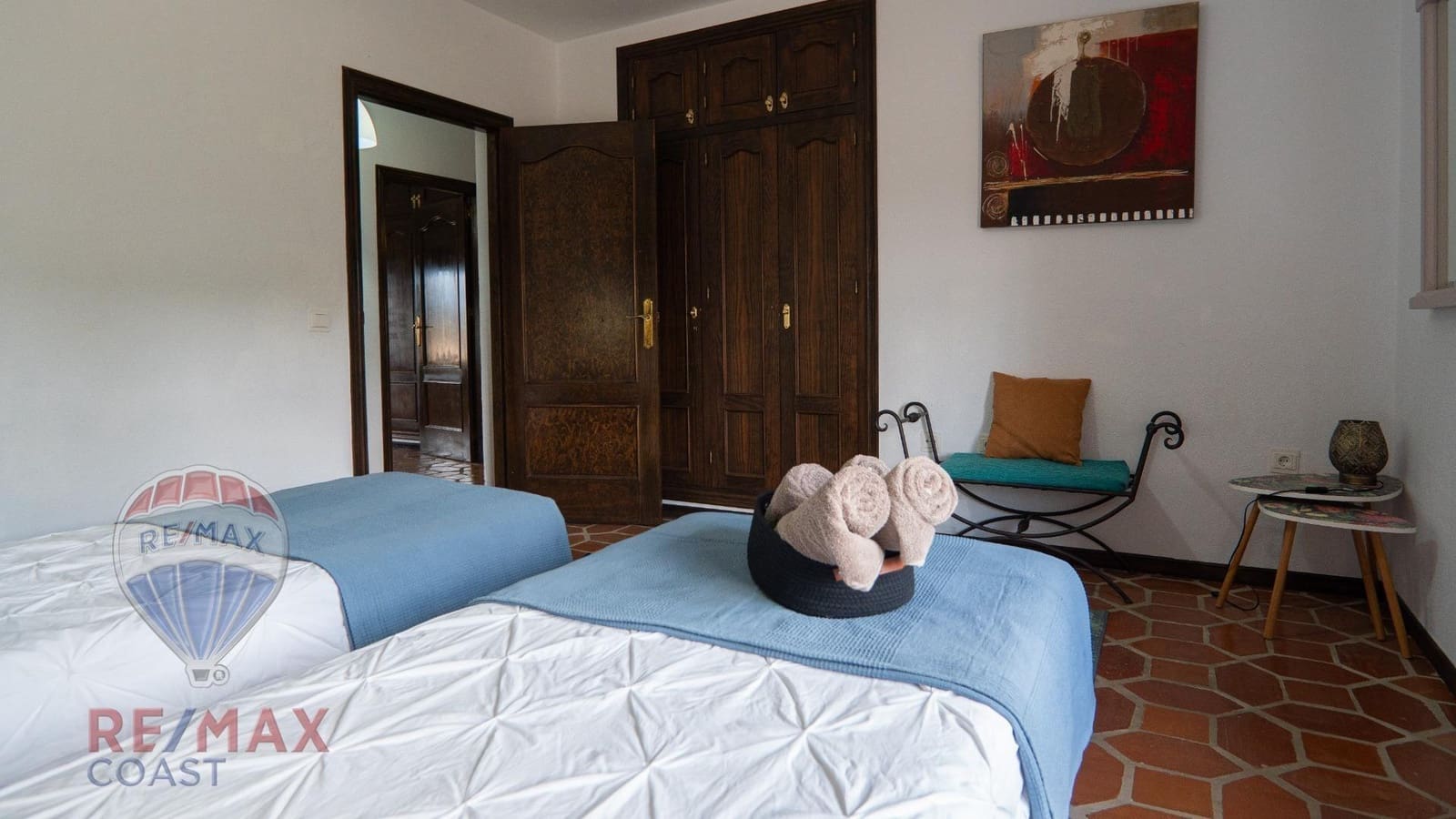 4 quarto Moradia para venda em Alhaurin de la Torre com piscina garagem - 1 050 000 € (Ref: 9341325)