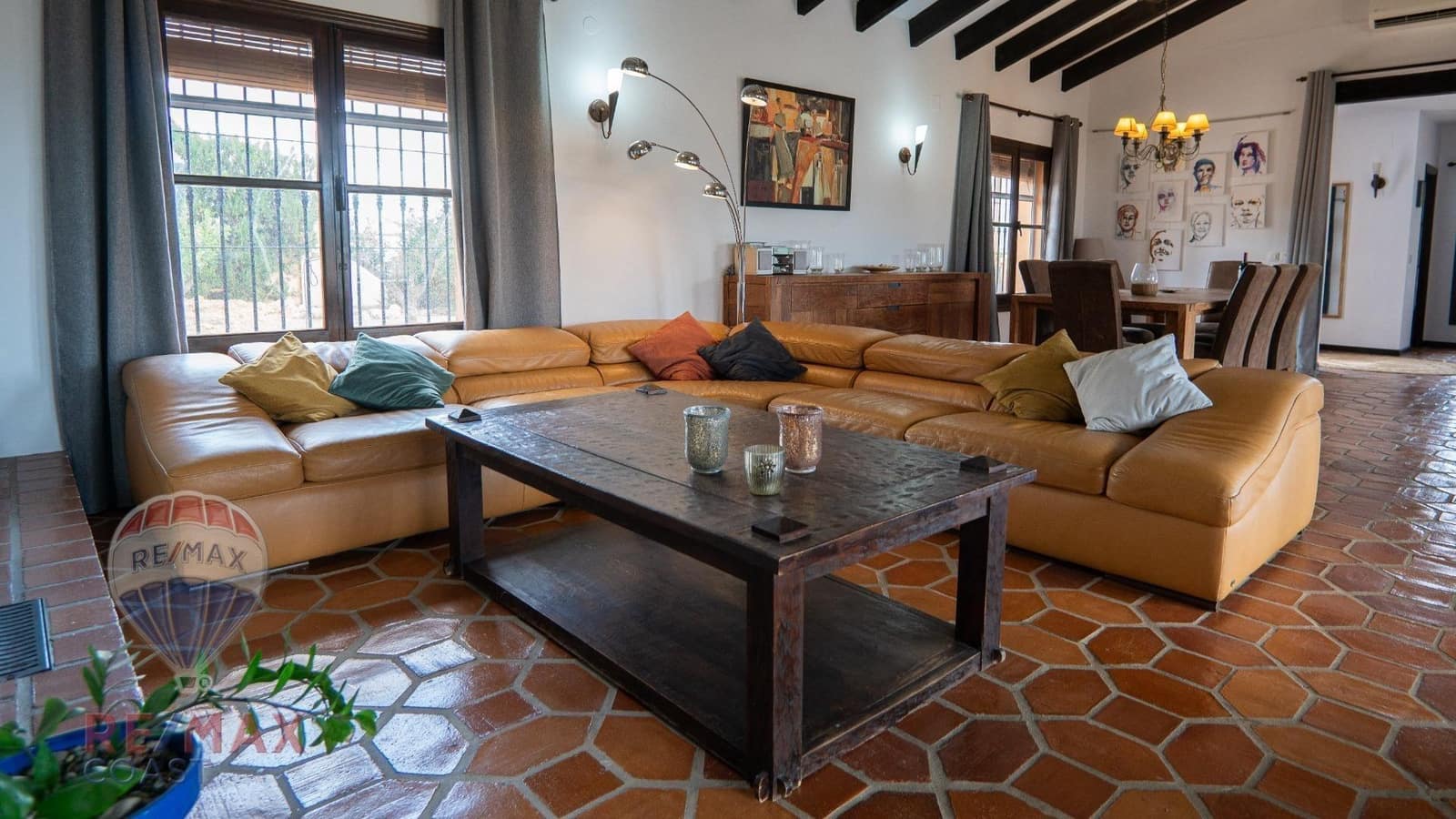 4 quarto Moradia para venda em Alhaurin de la Torre com piscina garagem - 1 050 000 € (Ref: 9341325)