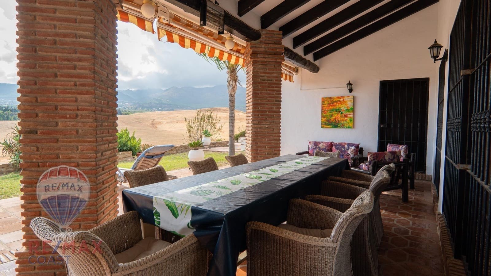 4 quarto Moradia para venda em Alhaurin de la Torre com piscina garagem - 1 050 000 € (Ref: 9341325)