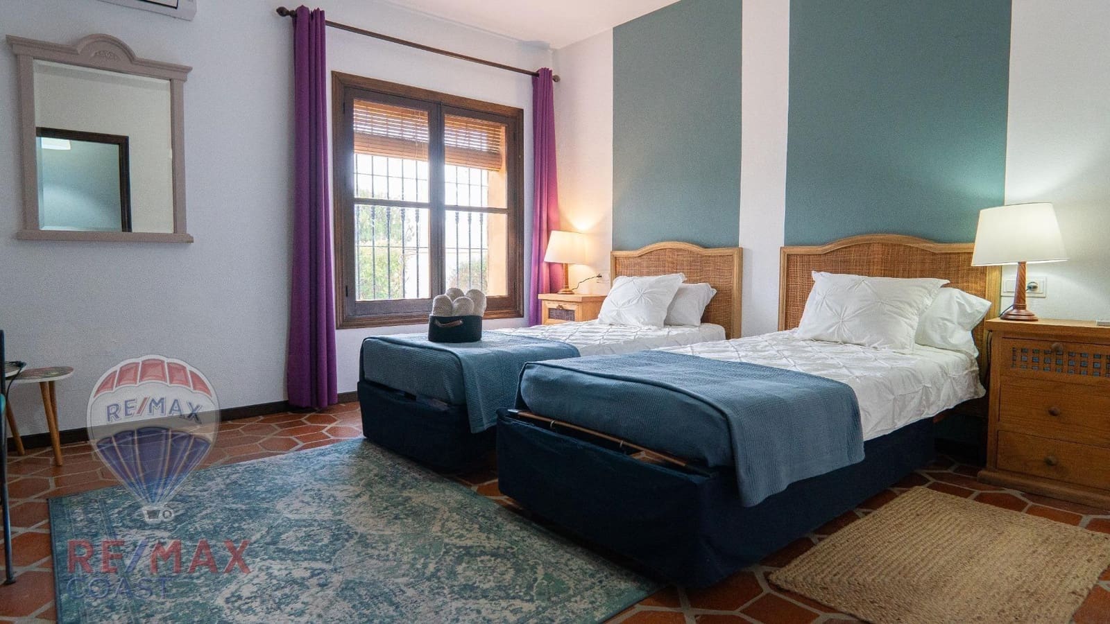 4 quarto Moradia para venda em Alhaurin de la Torre com piscina garagem - 1 050 000 € (Ref: 9341325)