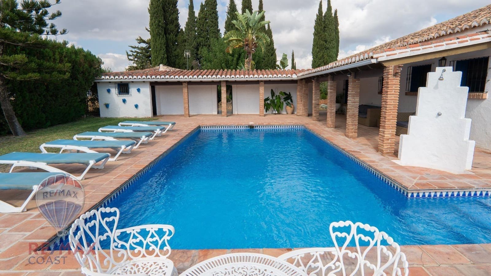 4 quarto Moradia para venda em Alhaurin de la Torre com piscina garagem - 1 050 000 € (Ref: 9341325)