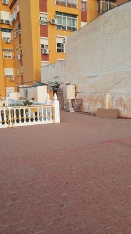 Byggetomt til salgs i Málaga by - € 430 000 (Ref: 9359409)