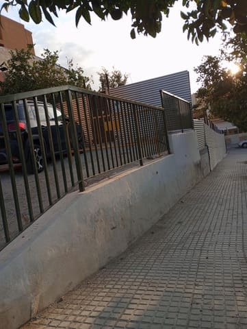 Byggetomt til salgs i Málaga by - € 430 000 (Ref: 9359409)