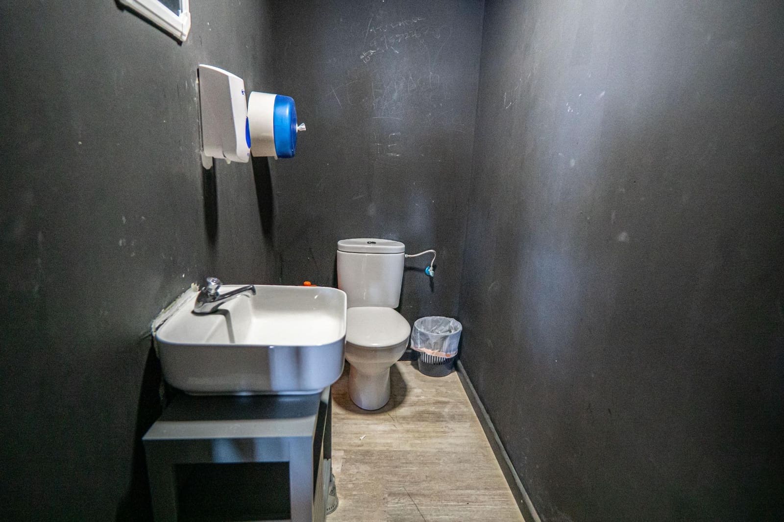 Bedrift til leie i Rincon de la Victoria - € 1 500 (Ref: 9374429)