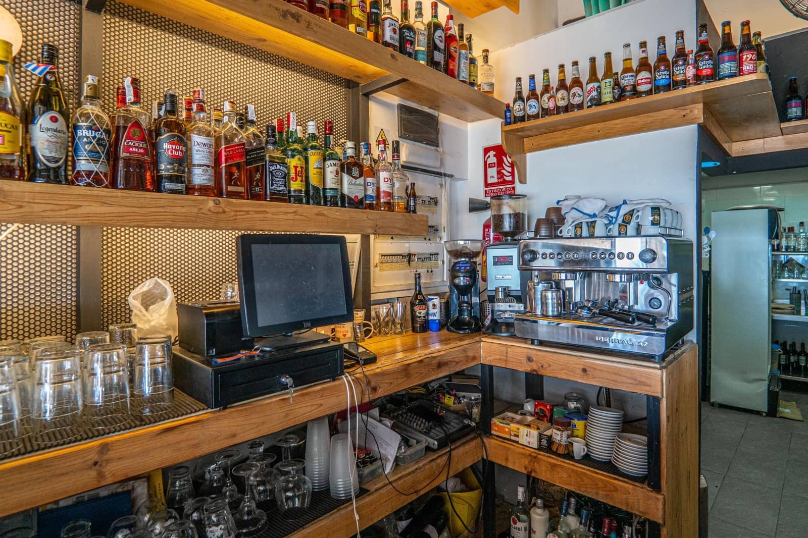 Bedrift til leie i Rincon de la Victoria - € 1 500 (Ref: 9374429)