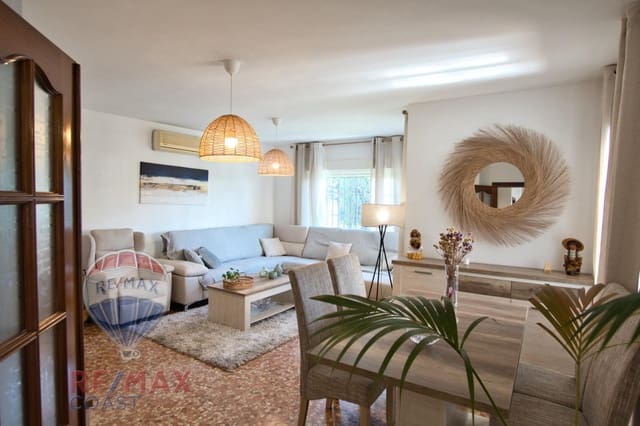 5 soveværelse Villa til salg i Rincón de la Victoria med swimmingpool - € 790.000 (Ref: 9379220)