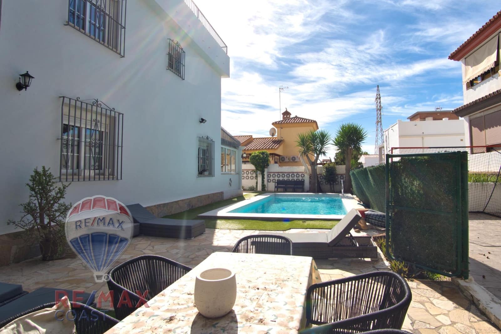 5 soveværelse Villa til salg i Rincon de la Victoria med swimmingpool - € 790.000 (Ref: 9379220)