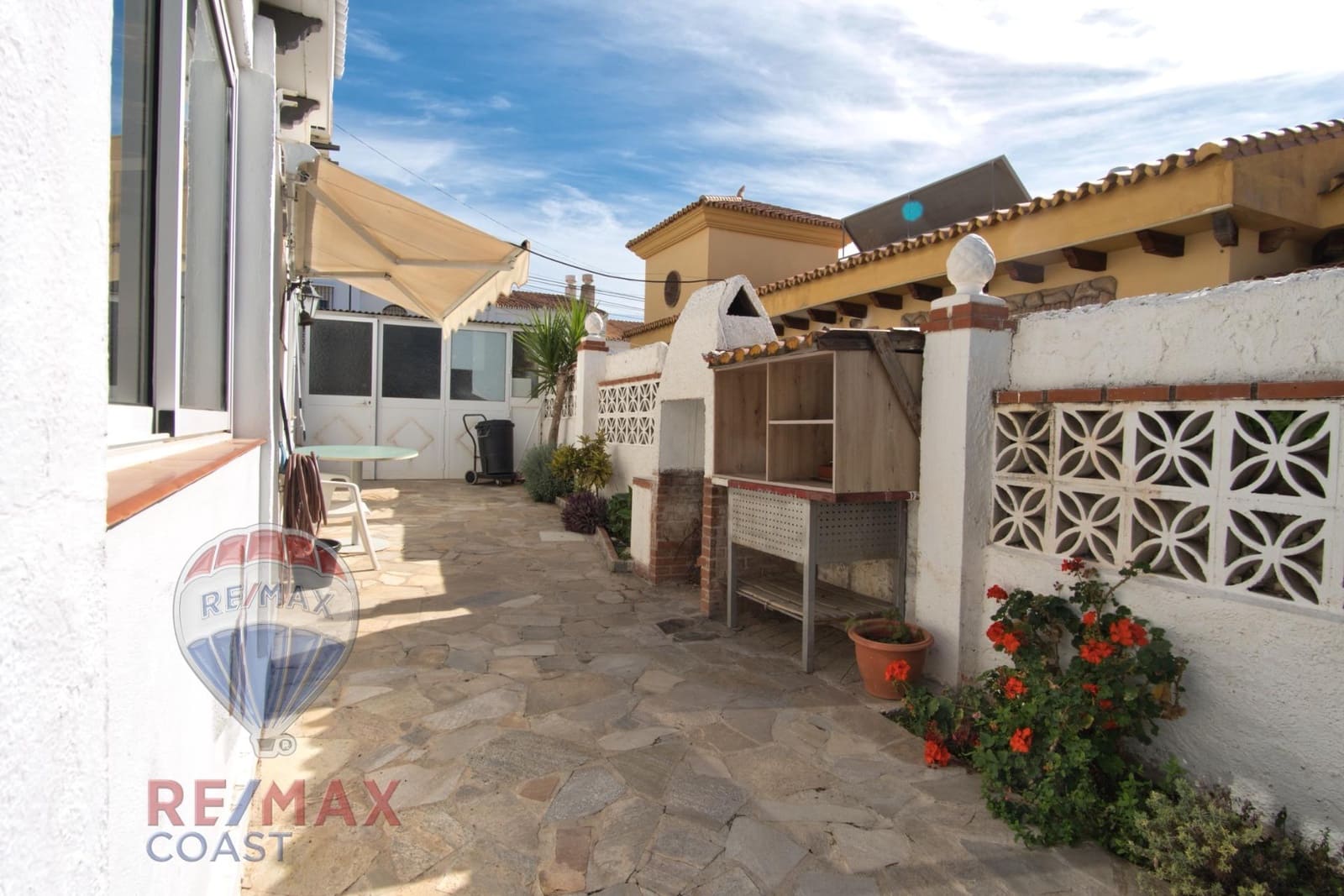 5 soveværelse Villa til salg i Rincon de la Victoria med swimmingpool - € 790.000 (Ref: 9379220)