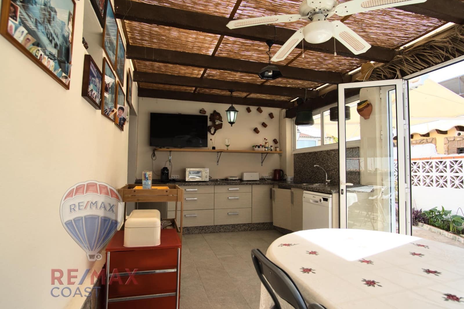 5 soveværelse Villa til salg i Rincon de la Victoria med swimmingpool - € 790.000 (Ref: 9379220)