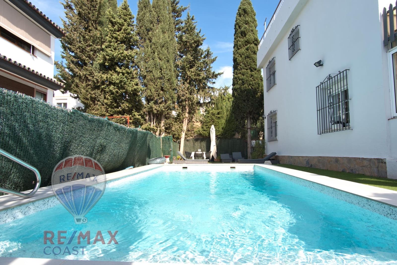 5 soveværelse Villa til salg i Rincon de la Victoria med swimmingpool - € 790.000 (Ref: 9379220)