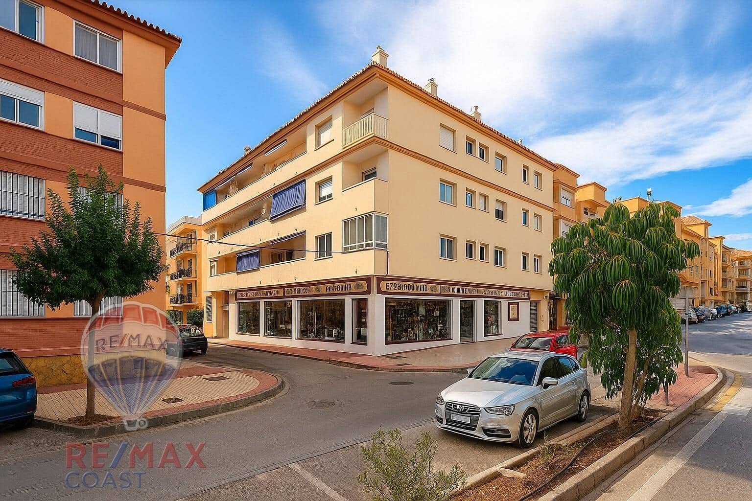 2 bedroom Apartment for sale in Algarrobo - € 280,000 (Ref: 9388067)