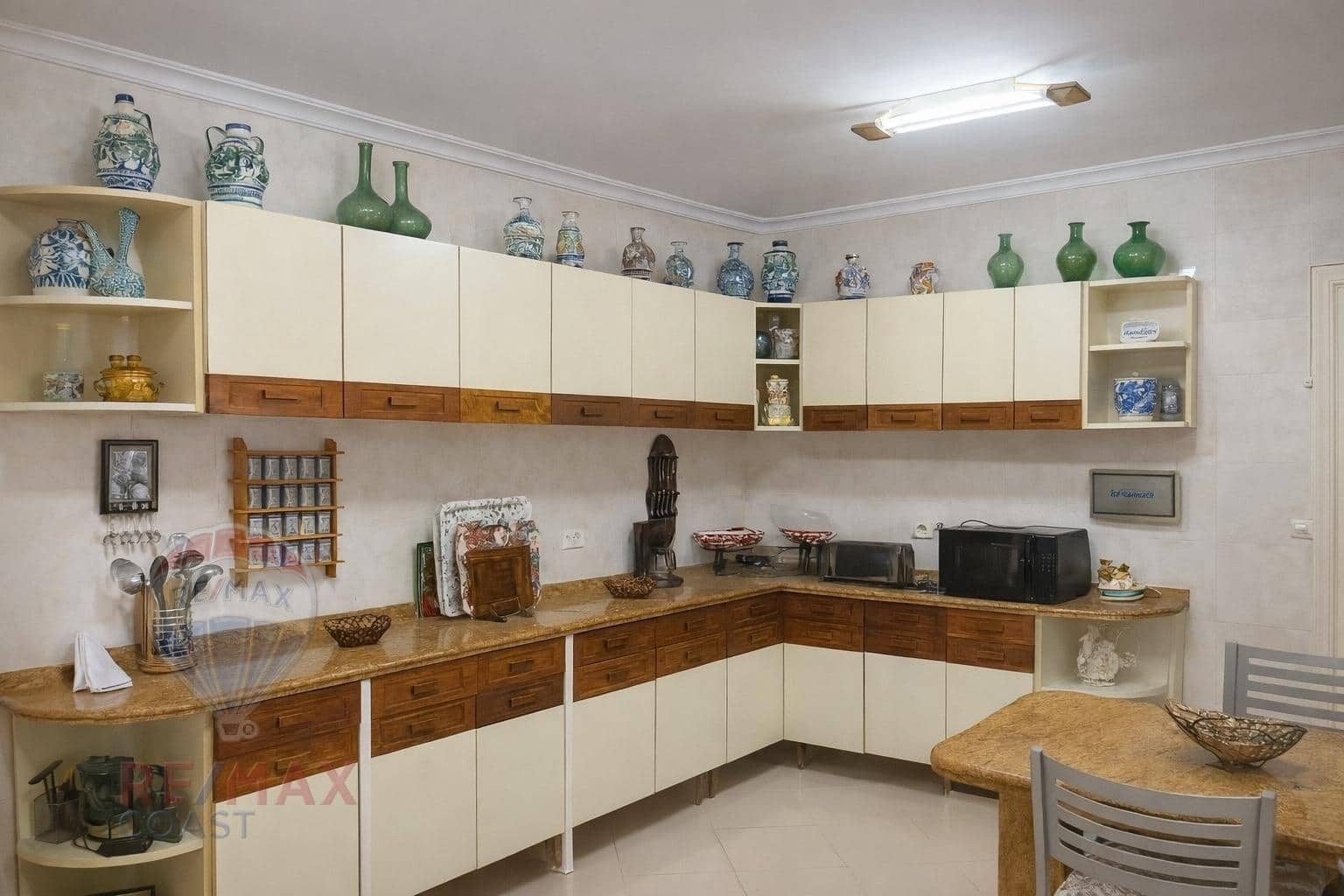 4 bedroom Flat for sale in Malaga city with garage - € 669,000 (Ref: 9403519)