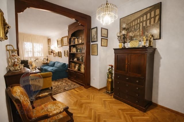 4 sypialnia Mieszkanie na sprzedaż w Miasto Málaga z garażem - 669 000 € (Ref: 9403519)