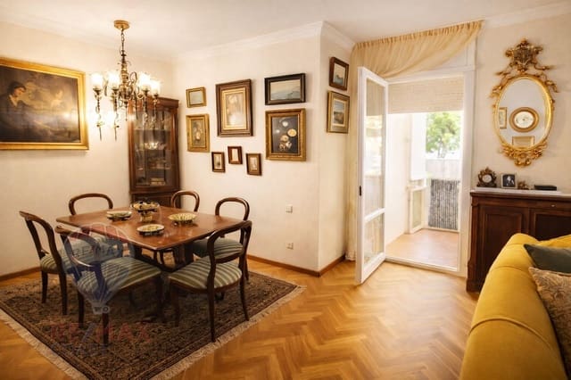 4 sypialnia Mieszkanie na sprzedaż w Miasto Málaga z garażem - 669 000 € (Ref: 9403519)