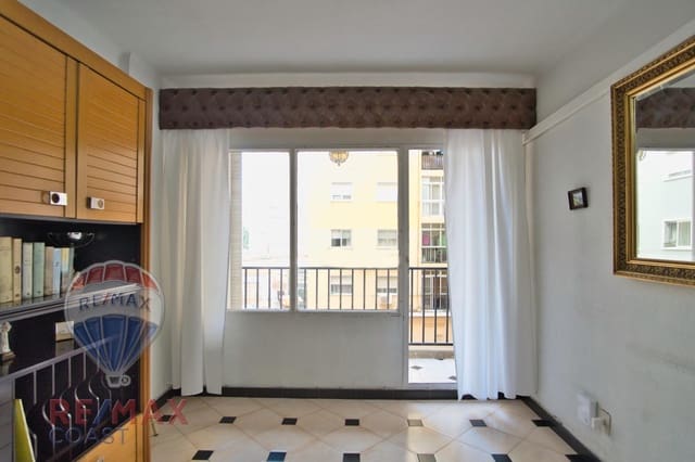 3 bedroom Flat for sale in Málaga city - € 340,000 (Ref: 9417875)