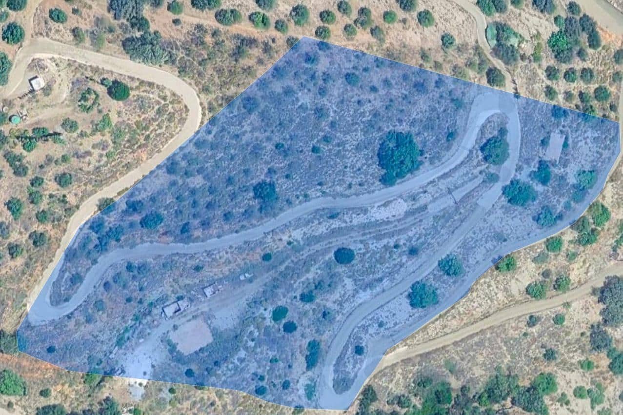 Ubebygd land til salgs i Malaga by - € 110 000 (Ref: 9417876)