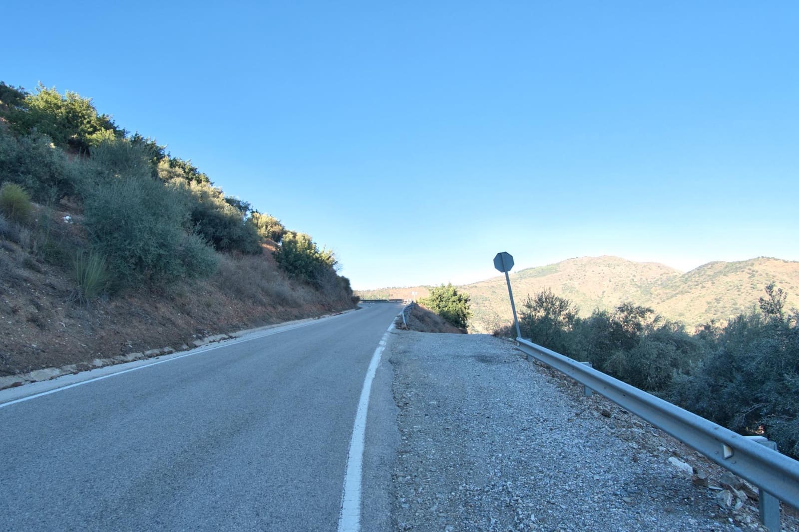 Ubebygd land til salgs i Malaga by - € 110 000 (Ref: 9417876)