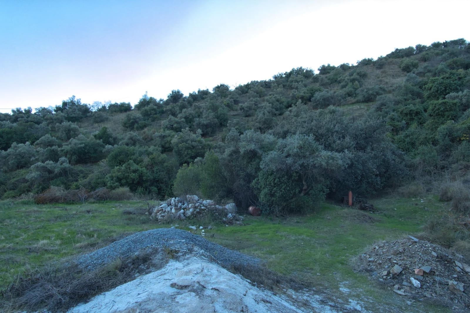 Ubebygd land til salgs i Malaga by - € 110 000 (Ref: 9417876)