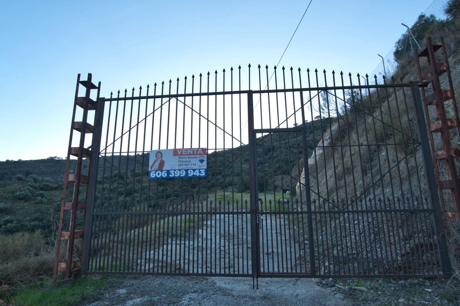 Ubebygd land til salgs i Malaga by - € 110 000 (Ref: 9417876)