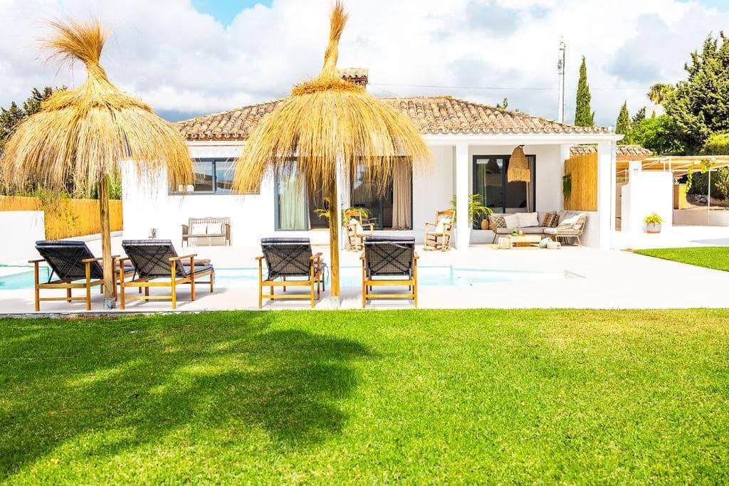 3 slaapkamer Villa te koop in Estepona met zwembad garage - € 1.495.000 (Ref: 9427397)