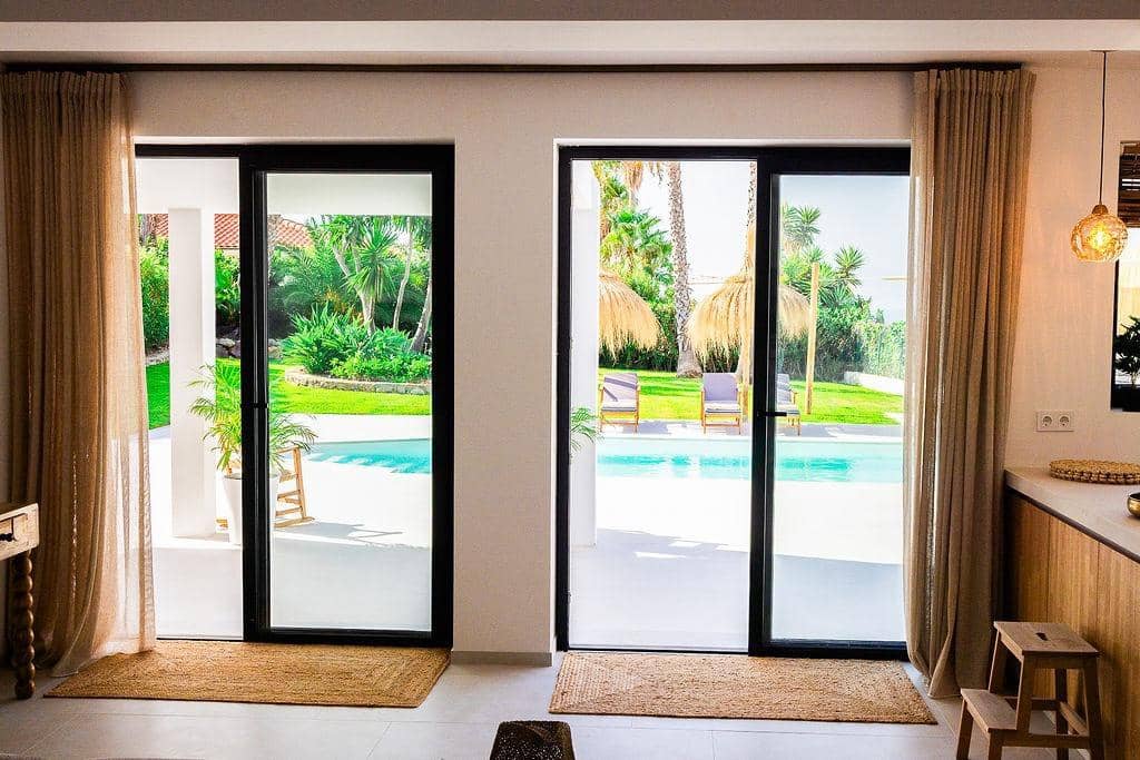 3 slaapkamer Villa te koop in Estepona met zwembad garage - € 1.495.000 (Ref: 9427397)