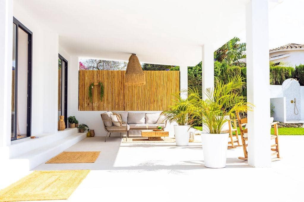 3 slaapkamer Villa te koop in Estepona met zwembad garage - € 1.495.000 (Ref: 9427397)