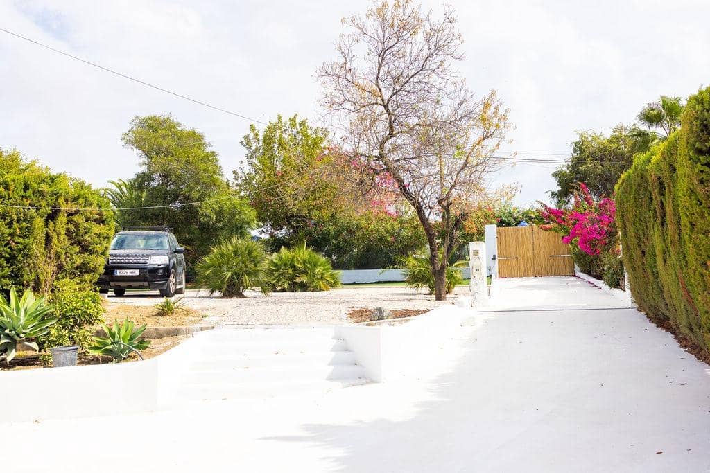 3 slaapkamer Villa te koop in Estepona met zwembad garage - € 1.495.000 (Ref: 9427397)