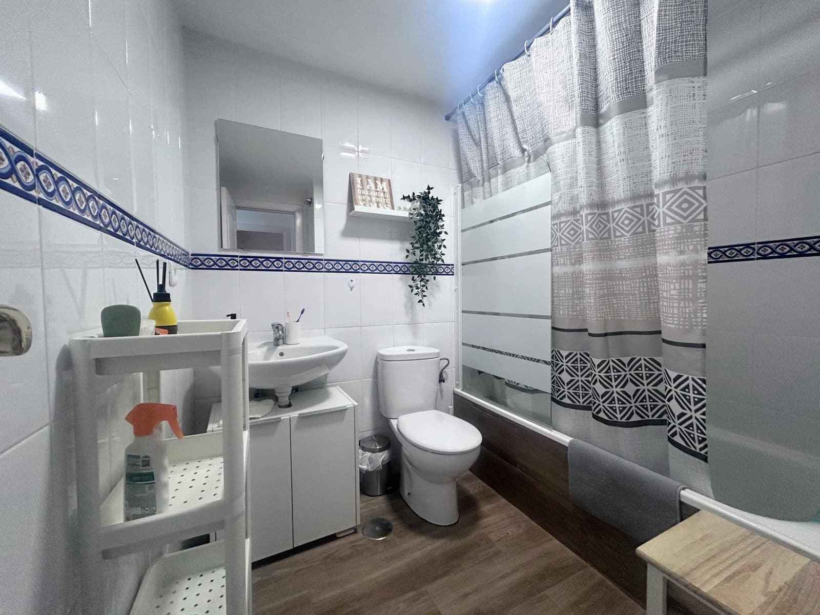 3 bedroom Apartment for rent in Casares with pool garage - € 1,500 (Ref: 9449462)