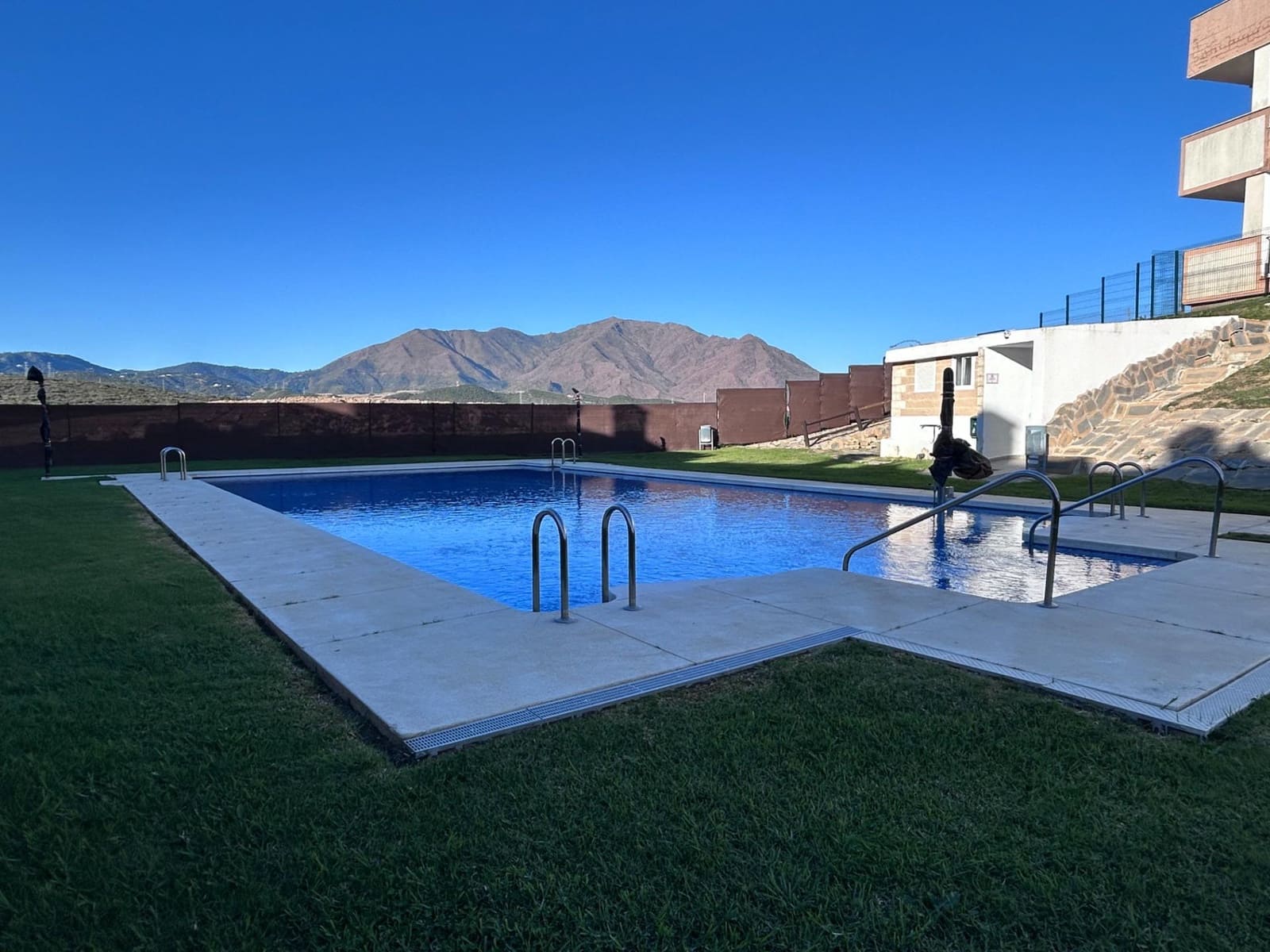 3 bedroom Apartment for rent in Casares with pool garage - € 1,500 (Ref: 9449462)